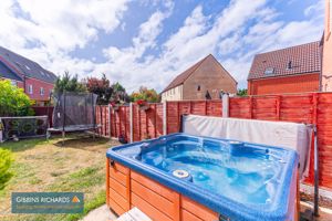 Photo 16- click for photo gallery